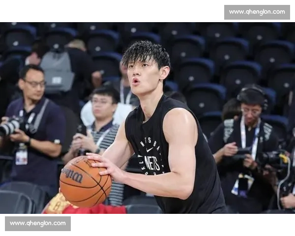 曾凡博启程德国冲刺亚洲杯 工作室晒照展现康复决心